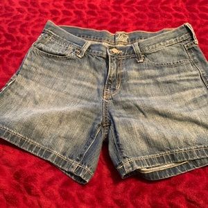 Old Navy Flirt shorts